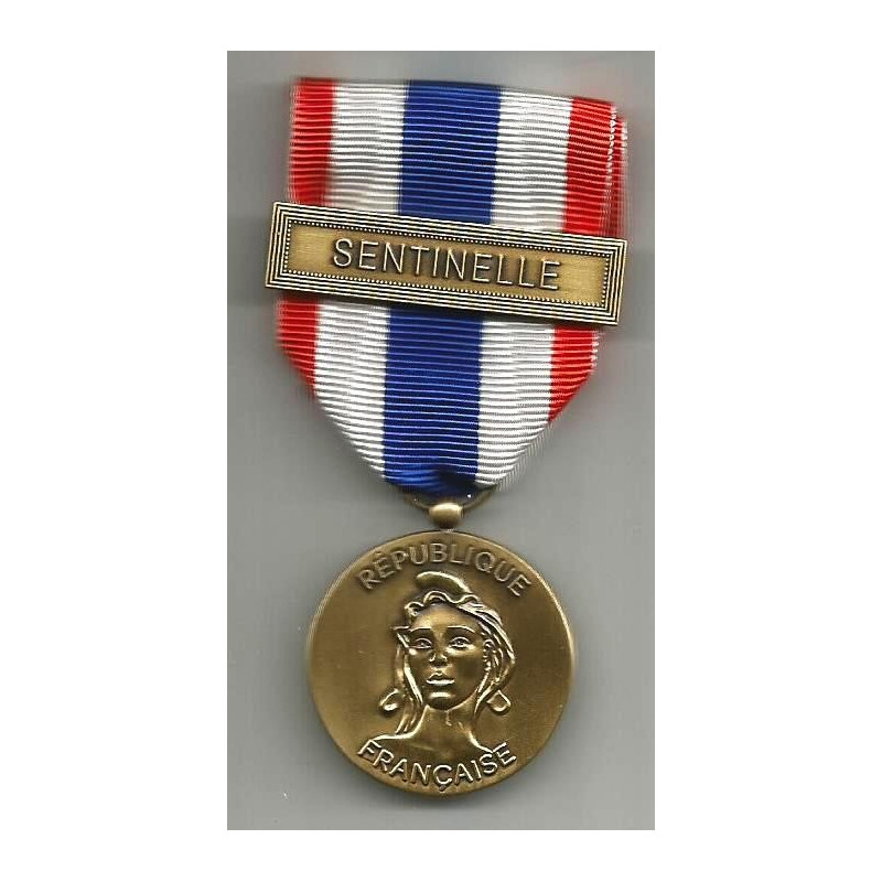 Médaille Protection Militaire du Territoire Trident | Stockuniformes