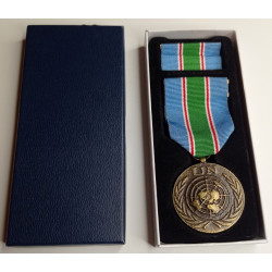 Ensemble 1 Médaille + 2 Barrettes en écrin Médaille commémorative O.N.U. Guerre du Liban